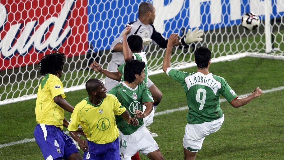 El Tri de Ricardo La Volpe venció a Brasil con jugadores de la Liga MX