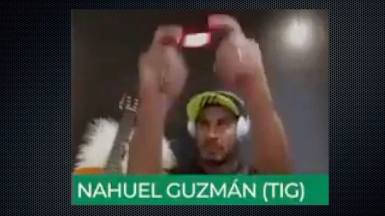 Pese a polémica, el control de Nahuel Guzmán se aprecia encendido