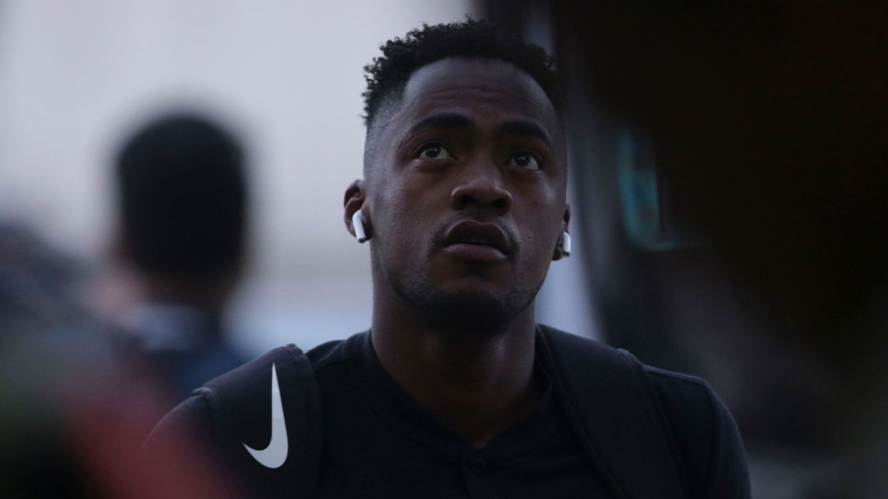 América y Atlas, cerca de un préstamo por Renato Ibarra; salario, tema pendiente