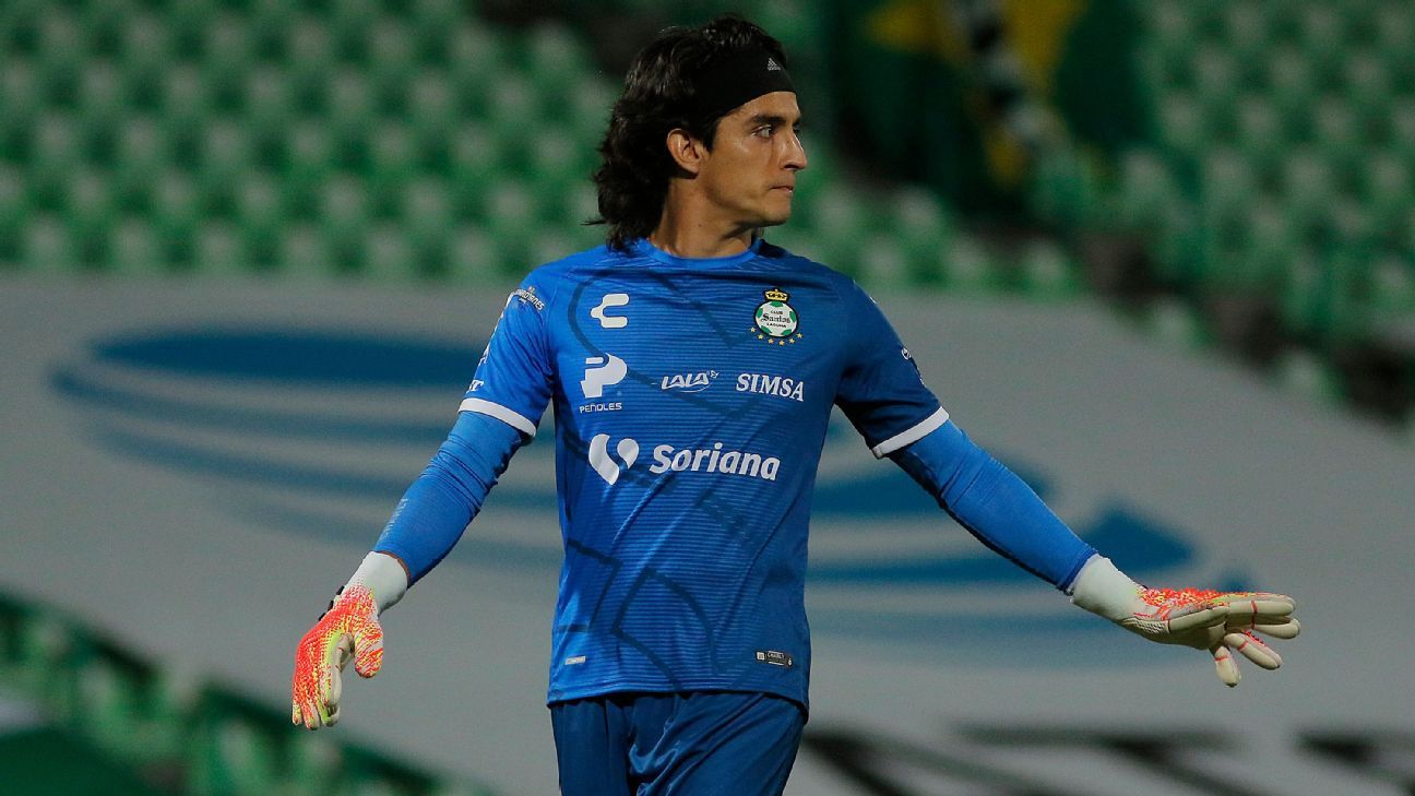 Carlos Acevedo, the second youngest starting goalkeeper in the Liga MX.