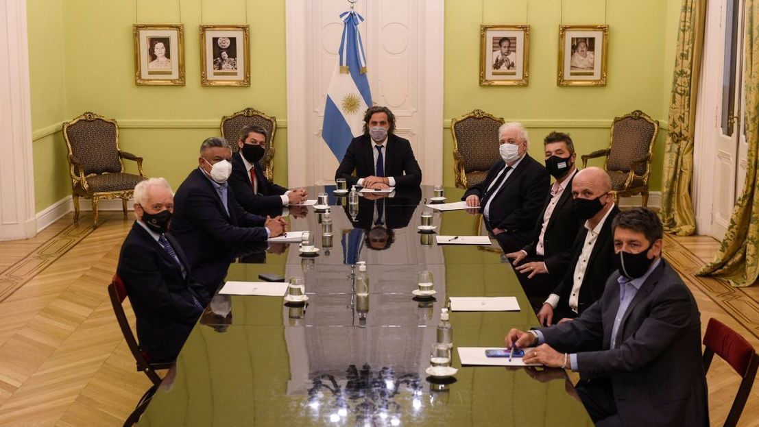 Tapia confirmó el regreso del fútbol el 30 de octubre