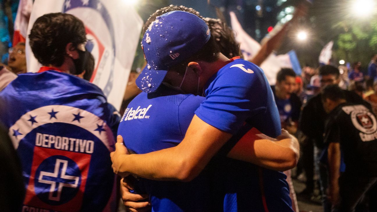 El festejo de Cruz Azul que las campañas políticas frustraron