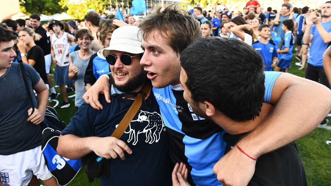 La celebracin del CUBA campen del URBA Top 12!