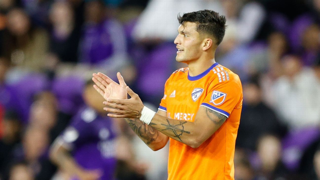 FC Cincinnati's Brandon Vazquez open to Mexico or USMNT, excited by potential Chivas move