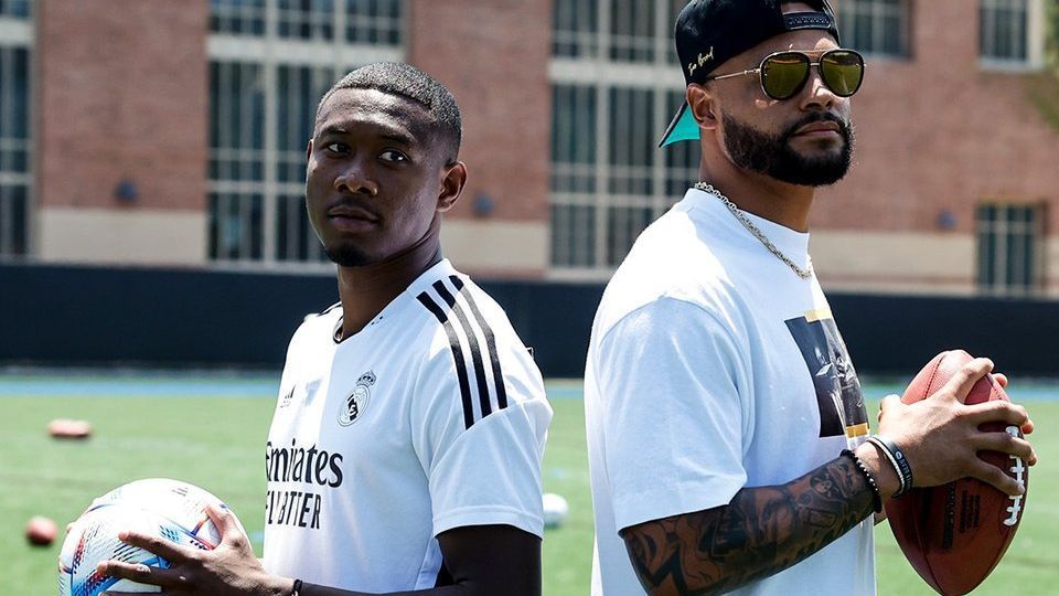 Real Madrid 'trains' with the Dallas Cowboys, before their game against América.