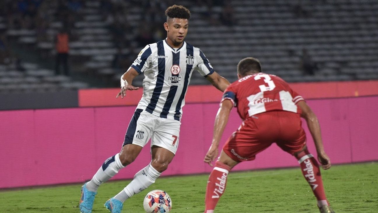 The Professional League postponed the Talleres-Unión match due to the accident involving the Tatengue's bus.