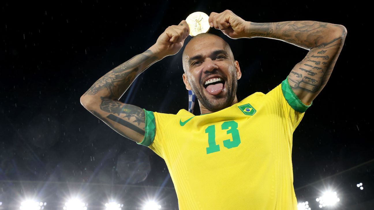 Dani Alves y André Jardine, el reencuentro en México luego de Tokio 2020