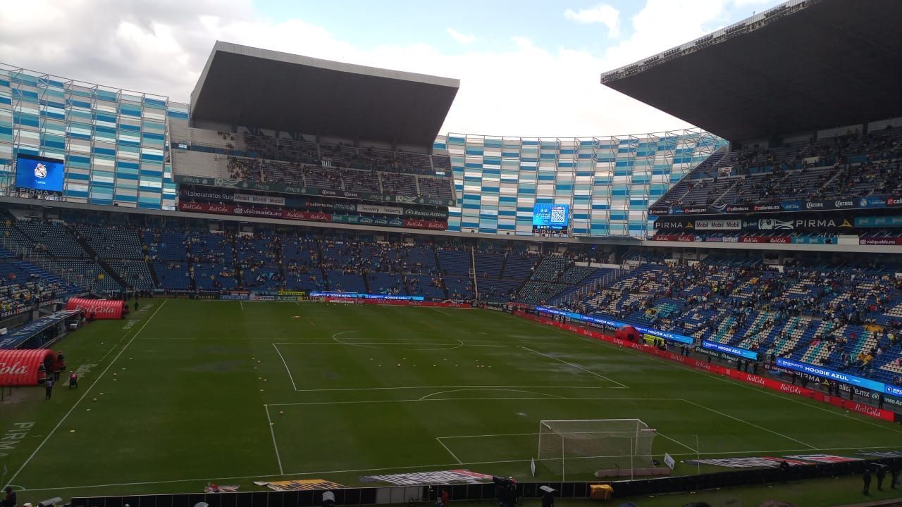 El partido Puebla vs. América sufre un retraso de 30 minutos por lluvia