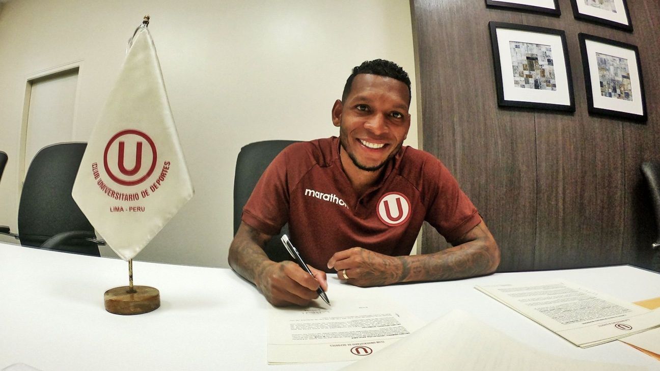 Alberto Quintero siguió los pasos de Pablo Lavandeira y firmó título de nacionalización