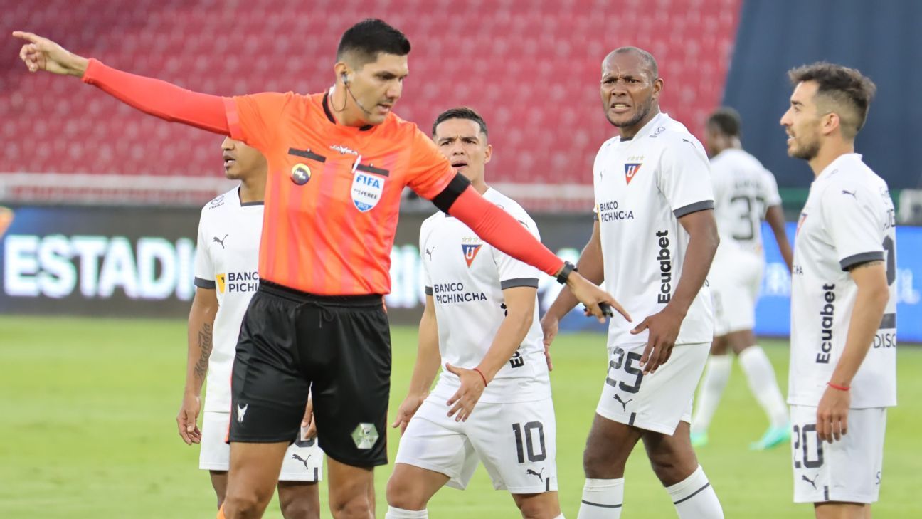 Emelec vs. Barcelona, el Clásico del Astillero ya tiene árbitro designado - ESPN