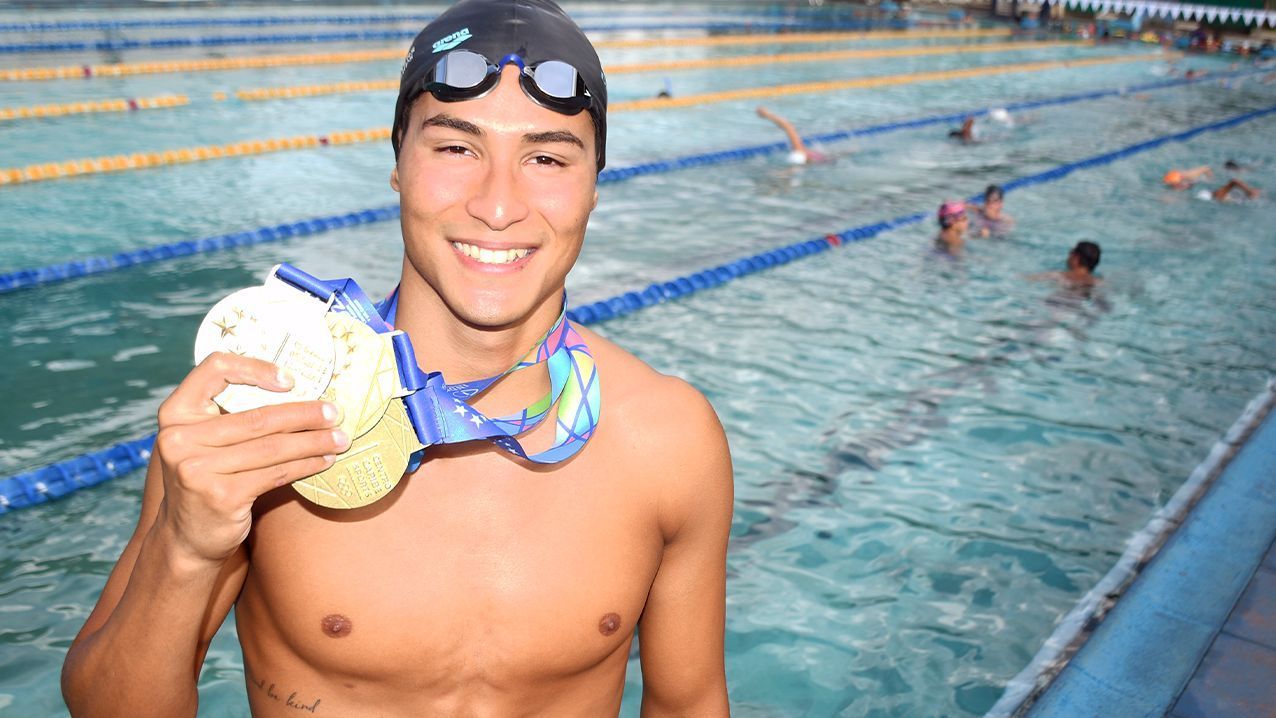 Nadador guatemalteco Erick Gordillo se coloca en el Top 15 del mundo - ESPN