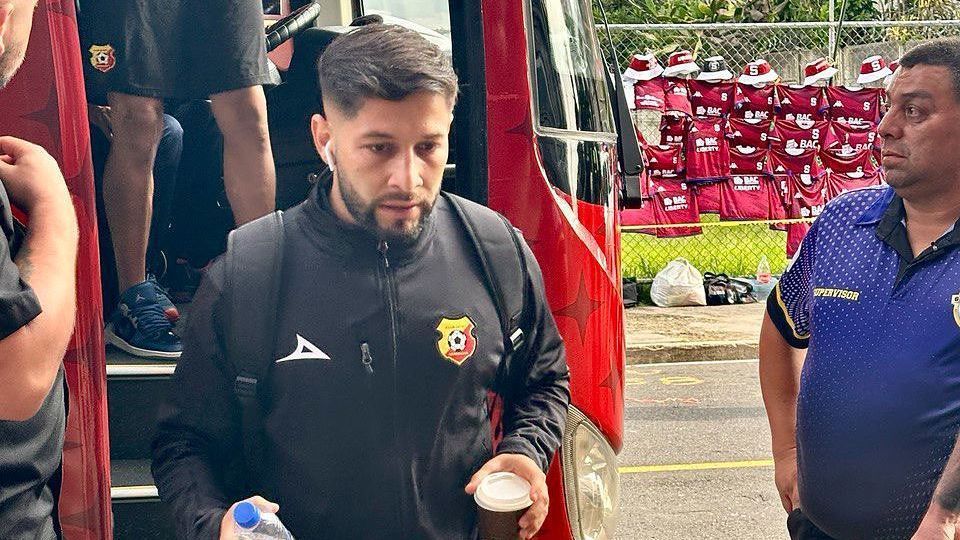 Ronaldo Araya - Elías Aguilar, una dupla que calló bocas - ESPN