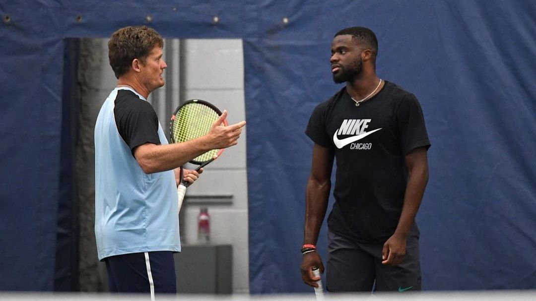 El ex entrenador de Tiafoe ya arregló con otro jugador del circuito - ESPN