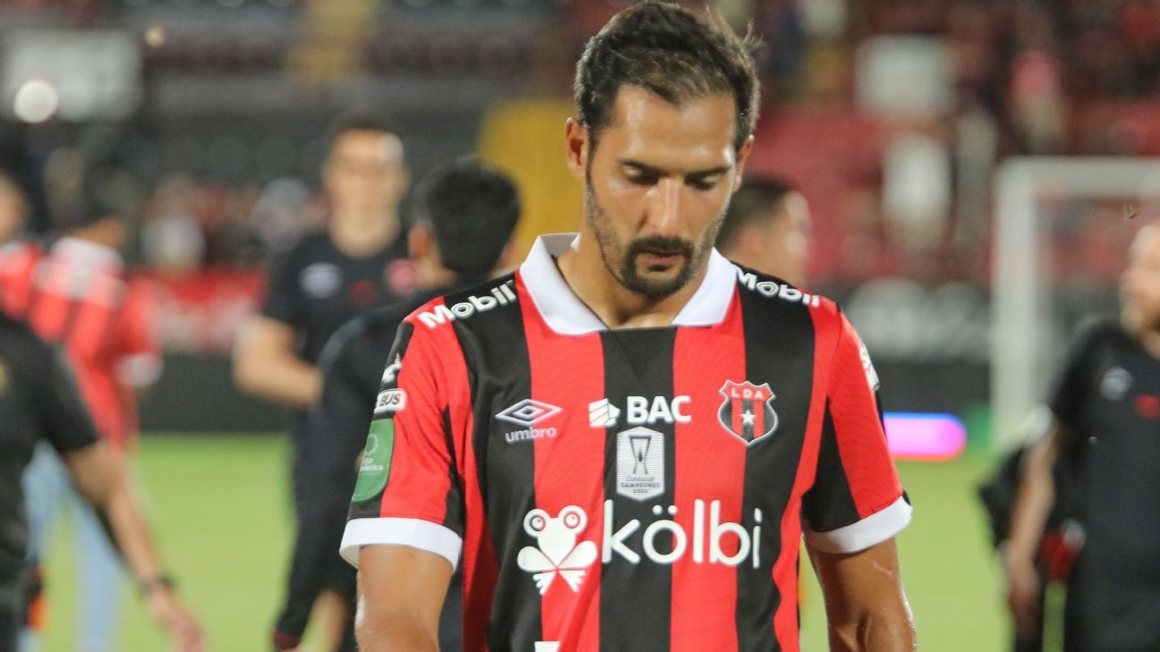 Celso coincide con Mariano en aspecto que debe ser erradicado del fútbol de Costa Rica - ESPN