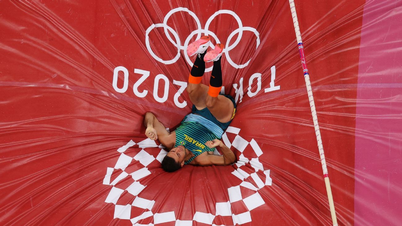 Brasileiro Thiago Braz no salto com vara em Tquio-2020