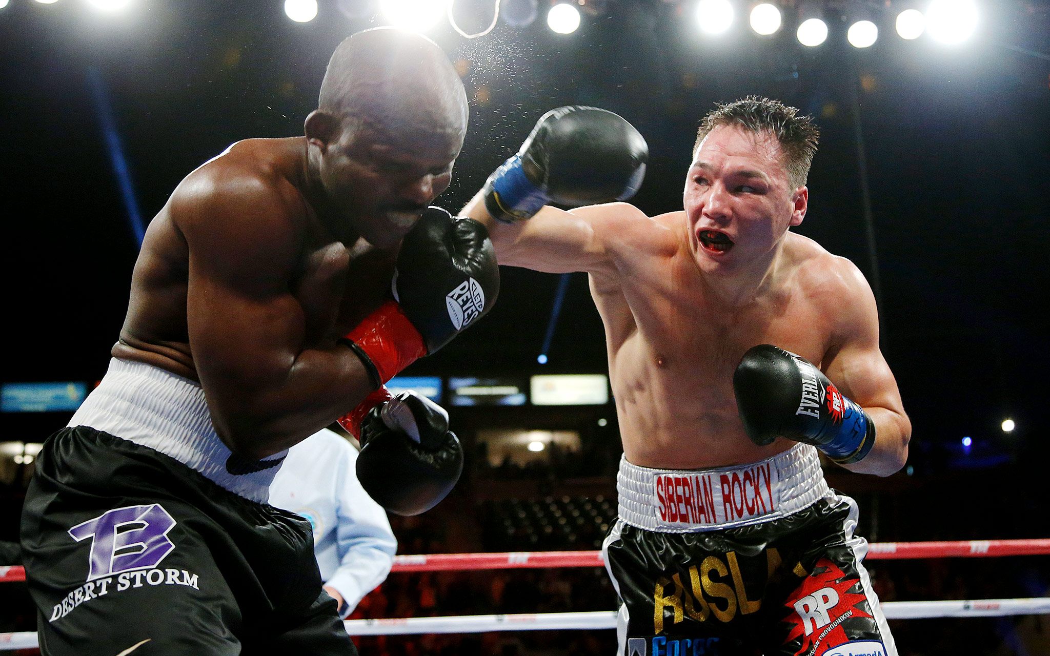 Pelea del A�o: Bradley-Provodnikov