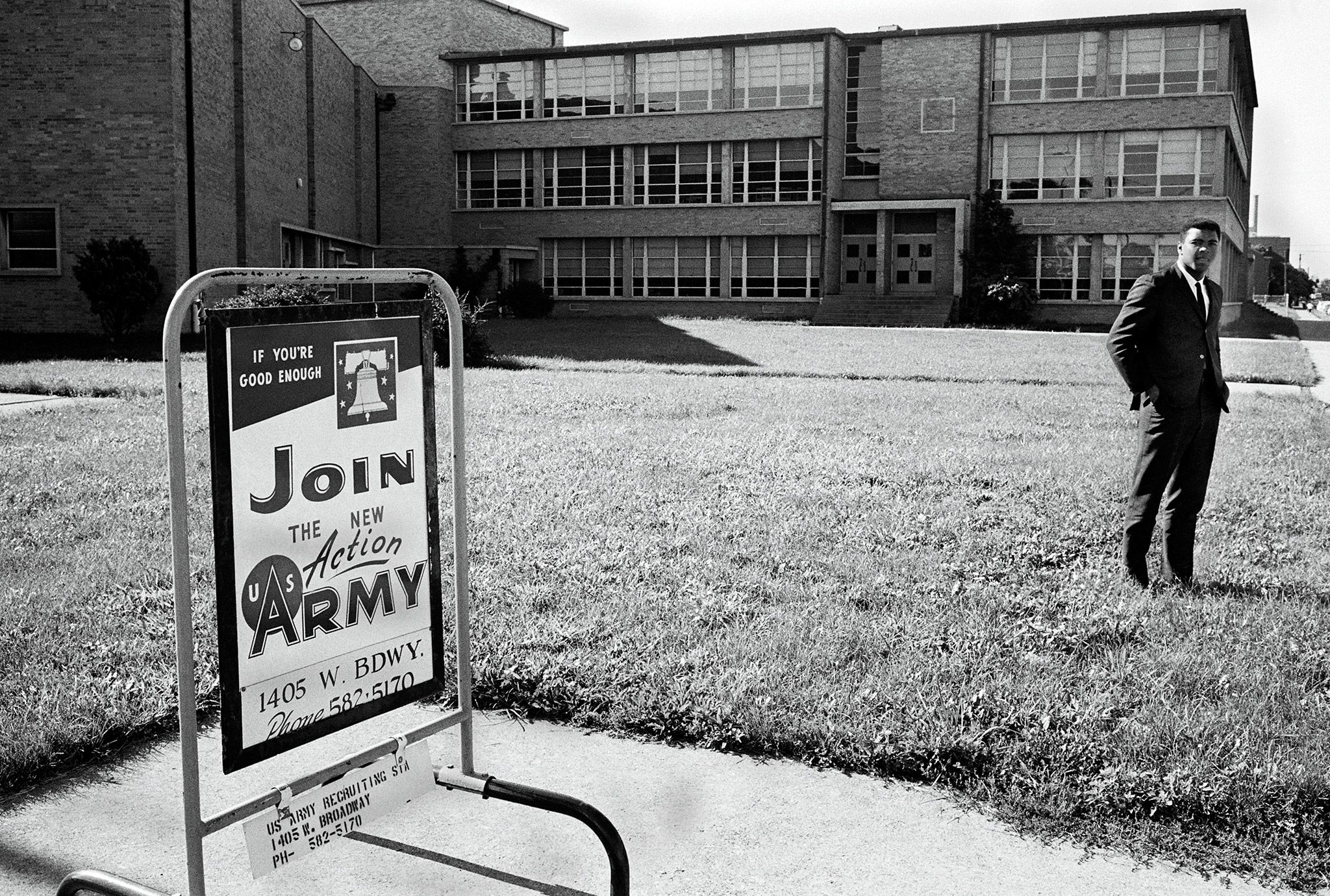 MUHAMMAD ALI 1942 - 2016