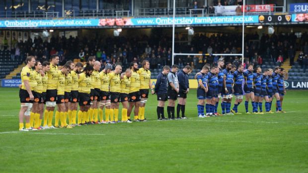 Worcester Warriors and La Rochelle observe a minutes silence