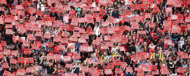 Toulon fans look on