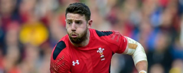 Alex Cuthbert playing for Wales