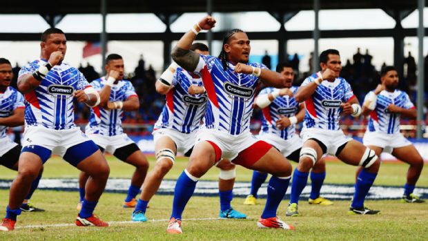 Alesana Tuilagi of Manu Samoa performs the Siva Tau