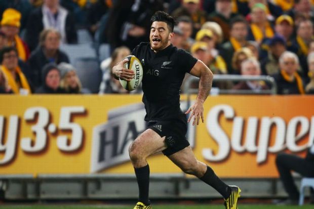 Nehe Milner-Skudder breaks clear for New Zealand against Australia.