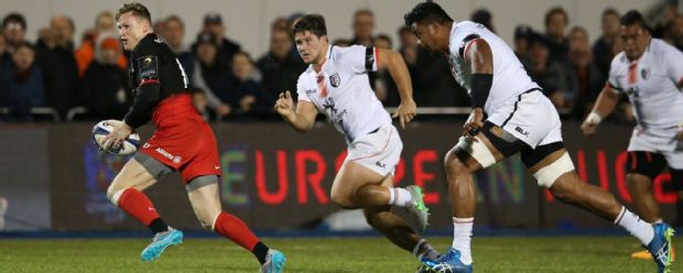 Chris Ashton makes a break for Saracens against Toulouse