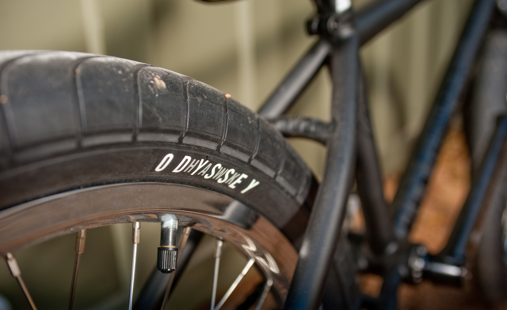 odyssey hawk tires