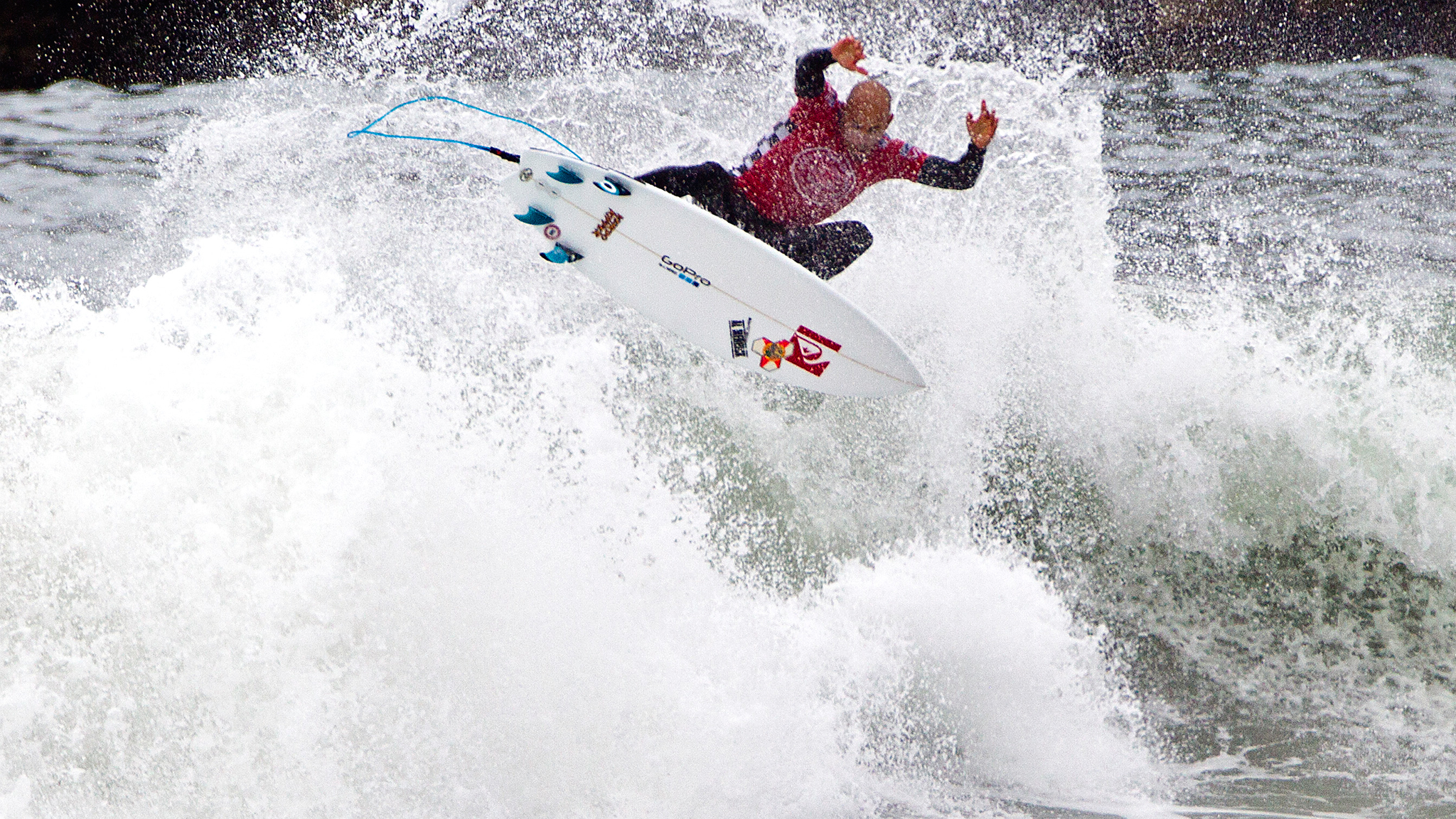 Kelly Slater out at U.S. Open of Surfing