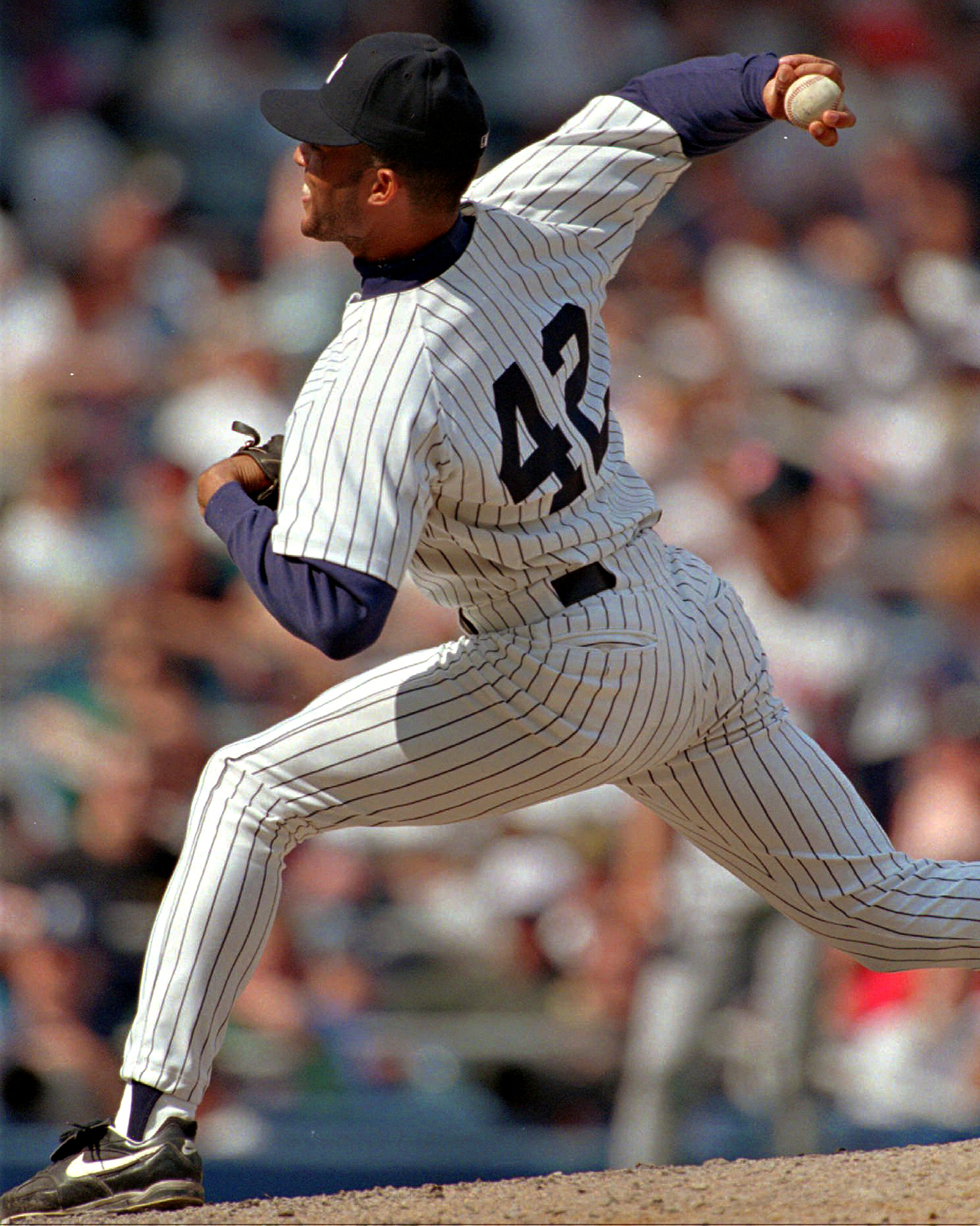 New York Yankees closer Mariano Rivera's Greatest Saves - ESPN 