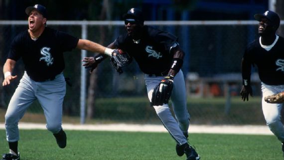 White Sox' Bo Jackson explains his career to teenager - Sports