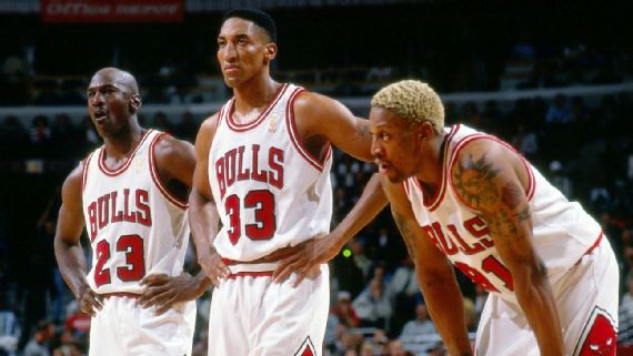 Scottie Pippen in New Book: Michael Jordan and I 'Aren't Close and