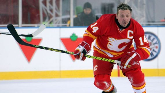 Theo Fleury shares journey of recovery