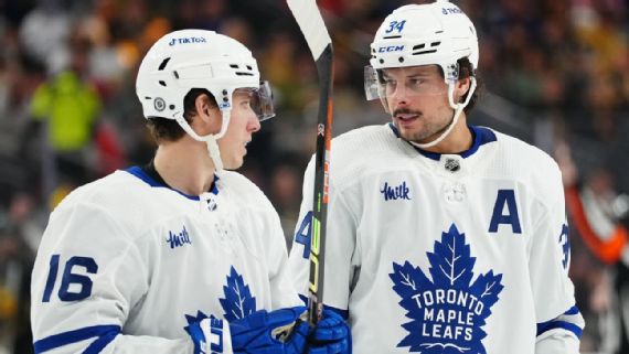 Maple Leafs' playoff woes continue as Lightning romp in series