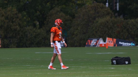 Joe Burrow's calf injury hovers over Bengals as they try to
