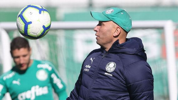Chegada de Mano Menezes provoca mudanças na comissão técnica do Palmeiras; veja as alterações