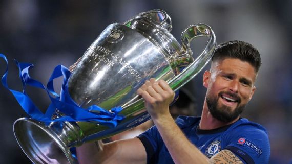 Giroud deve deixar o Chelsea por um quinto do que Palmeiras pagou por Borja