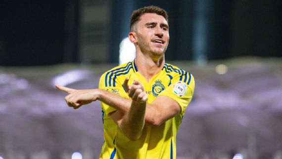 Aymeric Laporte in action for al Nassr