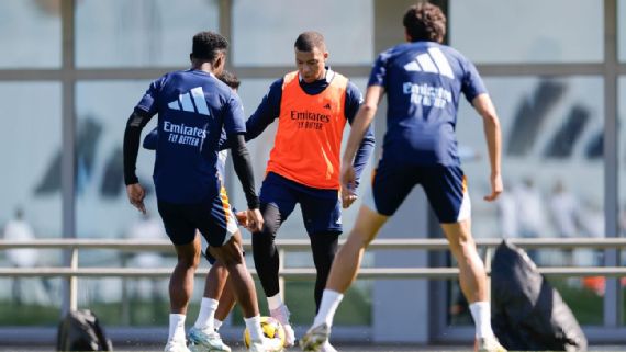 Kylian Mbappé in Real Madrid training
