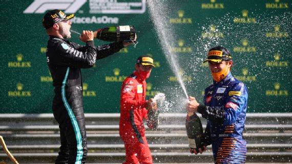 Lando Norris celebra no pódio do GP da Áustria 2020