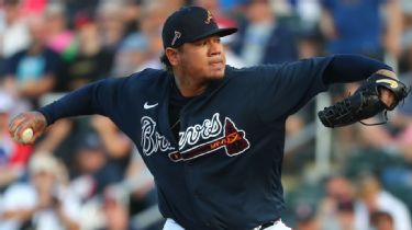 A new court: 'King Felix' Hernandez gets his fresh start with Braves