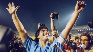 Diego Maradona S Warm Up Was The Original Viral Video Long Before The Ronaldo Messi Era Of Amazing Tricks