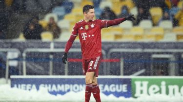 Update: The “real” numbers on FC Barcelona's bid for Bayern Munich star Robert  Lewandowski as clubs prepare for meeting - Bavarian Football Works