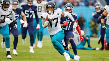 Jaguars TE Evan Engram's heart drops after seeing team's Twitter post