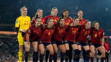 Spain's women's soccer league players call off strike after