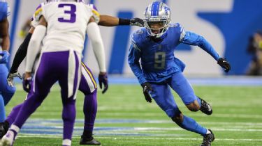 Lions rally late, but can't catch Eagles in season opener in Detroit