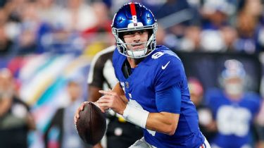 Giants QB Daniel Jones sacked 10 times as Seahawks D leads Seattle over New  York