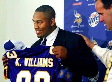 Vikings' 2003 draft fiasco: The who worked out fine. The how, not