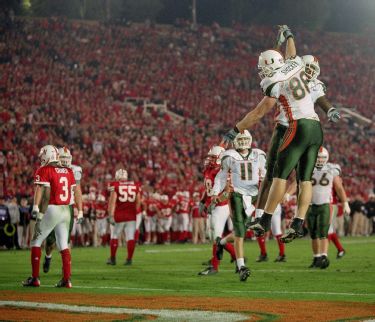 Why the 2001 Miami Hurricanes are the Greatest NCAA Team Ever - FanBuzz