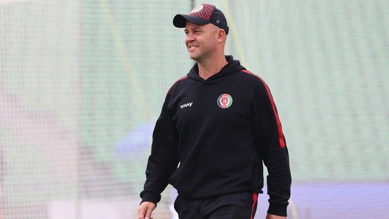 Jonathan Trott: 'There's a team to be moulded here and that's what I've enjoyed most'